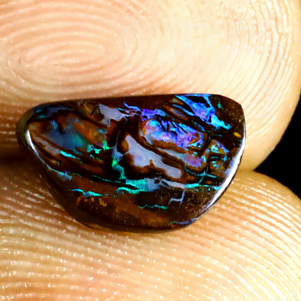 1.64 Ct Excellent Fancy (10 X 6 Mm) Multi Color Australian Koroit Boulder Opal